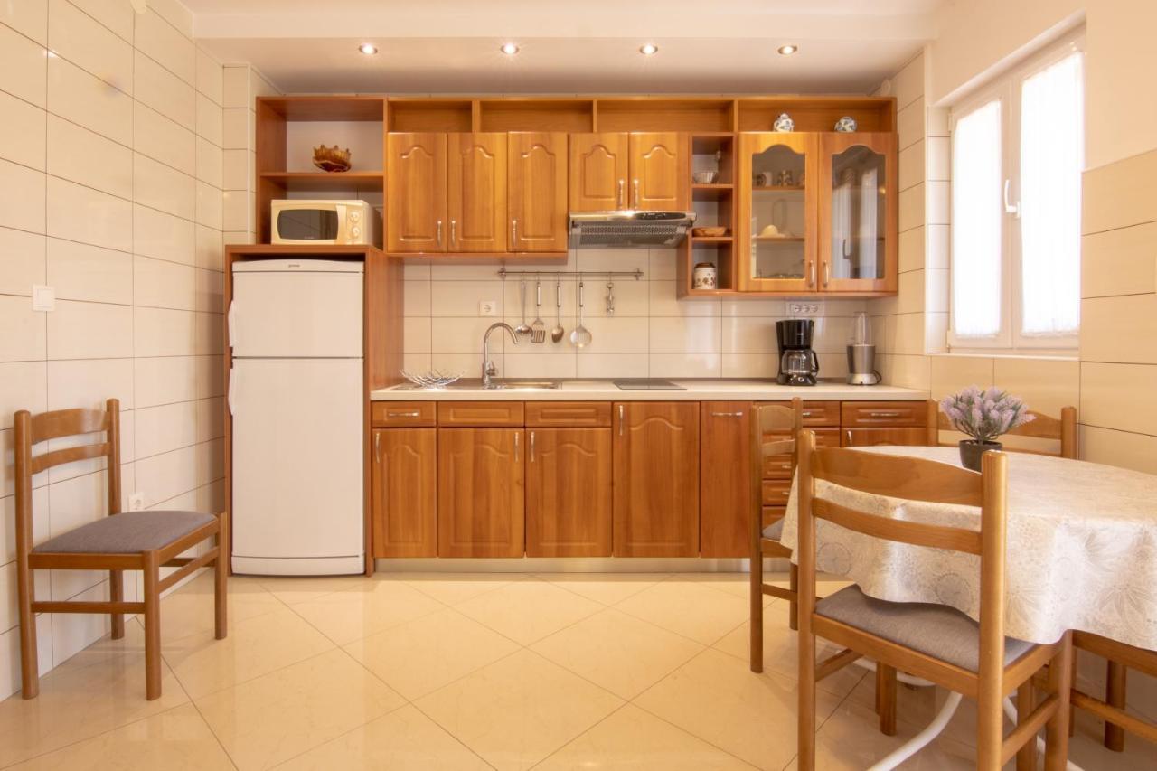 Apartments Baskovic Promajna Bagian luar foto