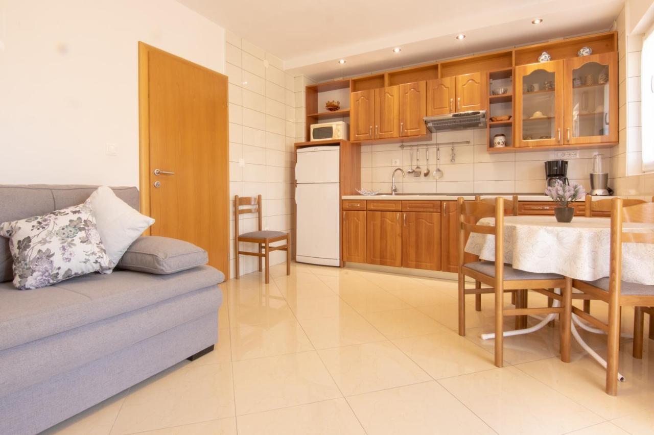 Apartments Baskovic Promajna Bagian luar foto