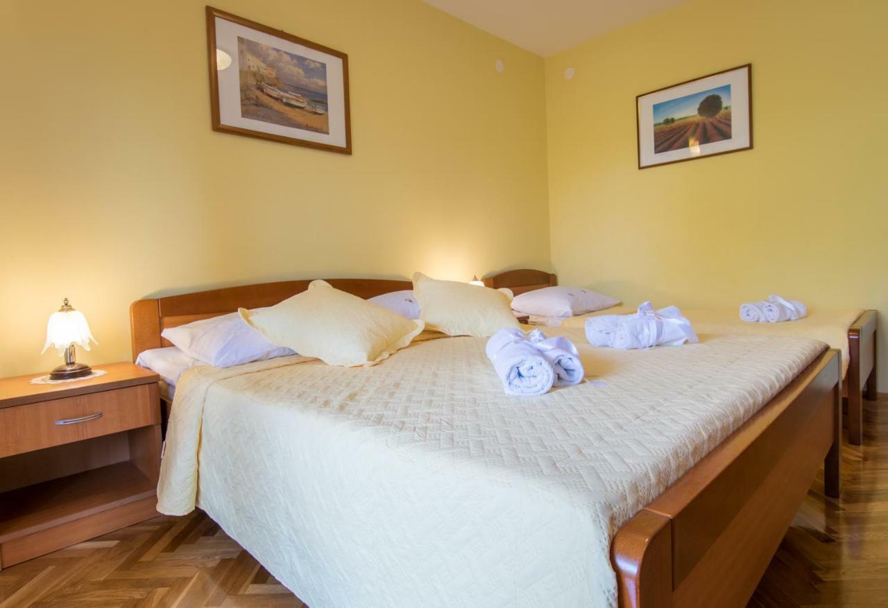 Apartments Baskovic Promajna Bagian luar foto
