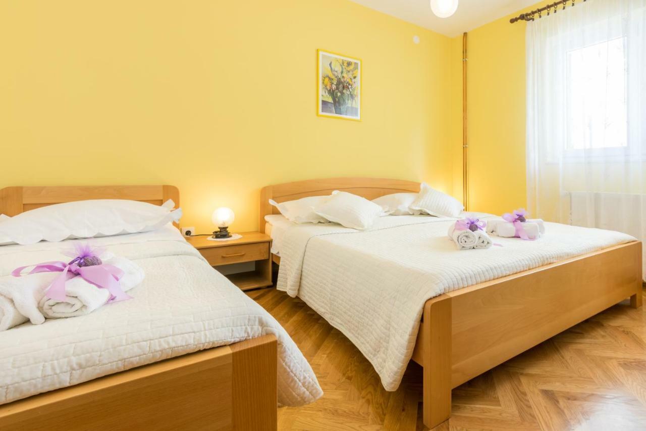 Apartments Baskovic Promajna Bagian luar foto